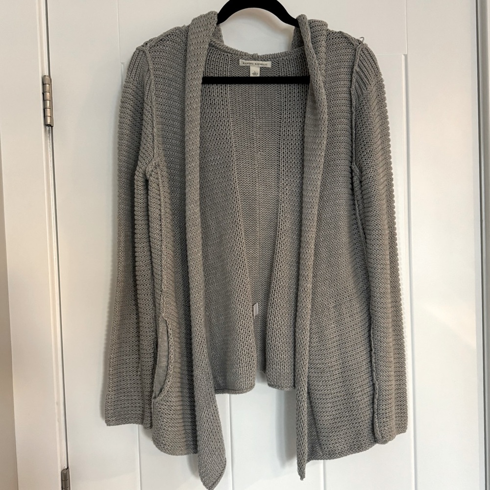Banana Republic hooded sweater cardigan with pockets sz Large
